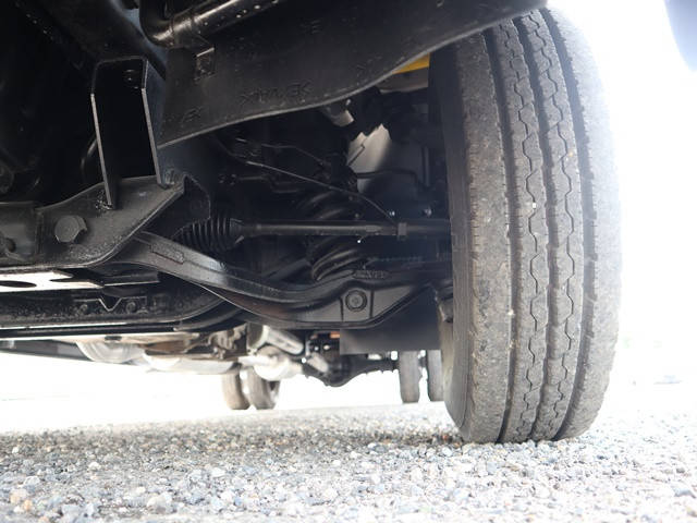 三菱ふそうキャンター平ボディ小型（2t・3t）[写真22]