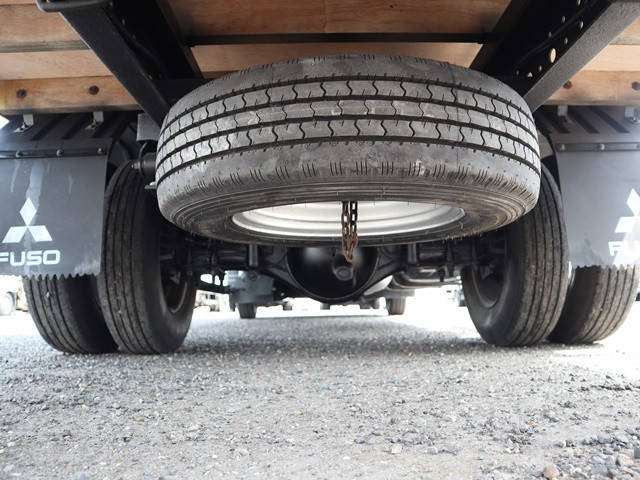 三菱ふそうキャンター平ボディ小型（2t・3t）[写真26]