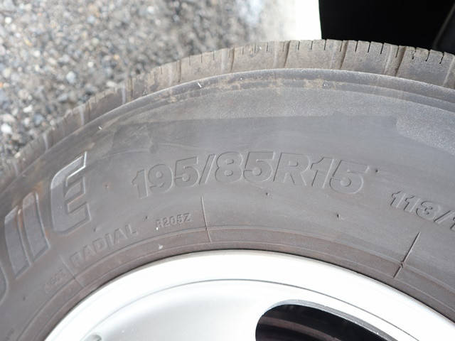 三菱ふそうキャンター平ボディ小型（2t・3t）[写真29]