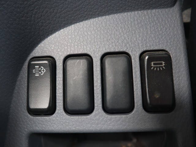 三菱ふそうキャンター平ボディ小型（2t・3t）[写真37]