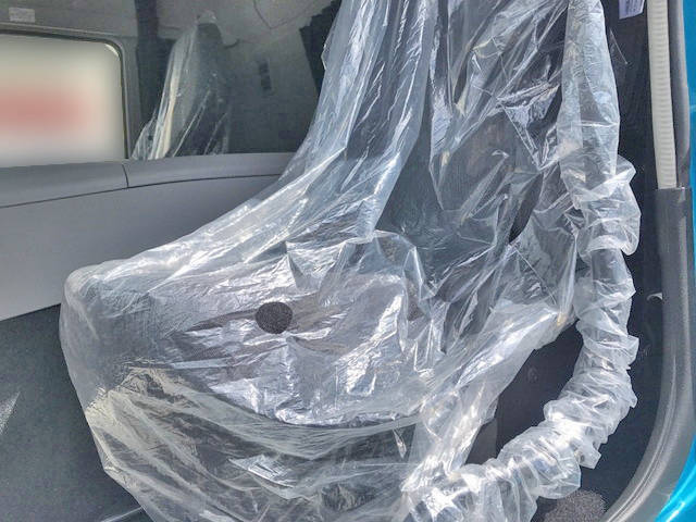 三菱ふそうスーパーグレートアルミウイング大型（10t）[写真19]