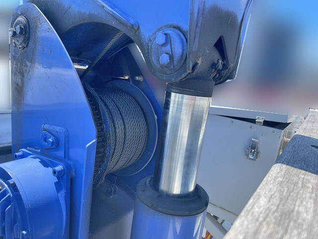 UDトラックスコンドルクレーン4段増トン（6t・8t）[写真12]