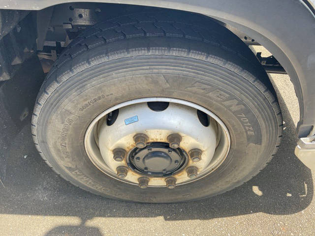 UDトラックスコンドルクレーン4段増トン（6t・8t）[写真15]