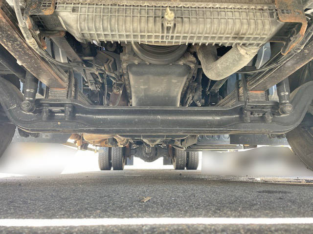 UDトラックスコンドルクレーン4段増トン（6t・8t）[写真23]