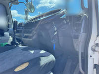 UDトラックスコンドルクレーン4段増トン（6t・8t）[写真32]