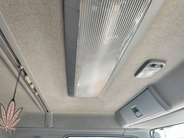 UDトラックスコンドルクレーン4段増トン（6t・8t）[写真34]