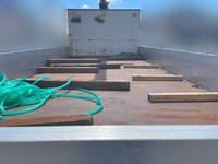 UDトラックスコンドルクレーン4段増トン（6t・8t）[写真05]