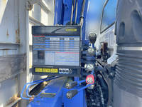 UDトラックスコンドルクレーン4段増トン（6t・8t）[写真09]