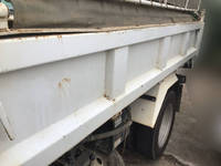 いすゞエルフローダーダンプ小型（2t・3t）[写真08]