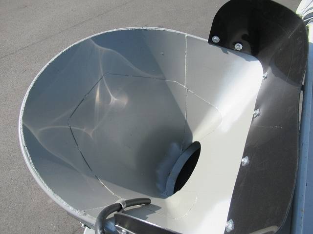 日野デュトロミキサー車（コンクリートミキサー）小型（2t・3t）[写真09]