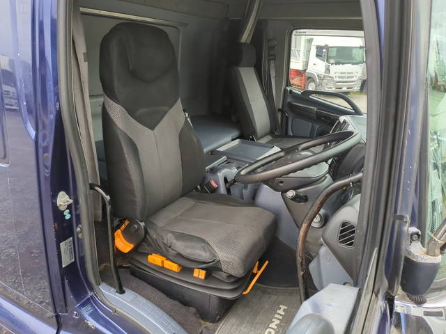 日野プロフィアアルミウイング大型（10t）[写真31]