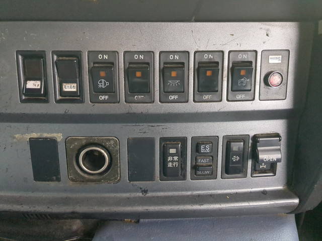 日野プロフィアアルミウイング大型（10t）[写真36]