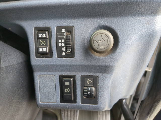 日野プロフィアアルミウイング大型（10t）[写真39]