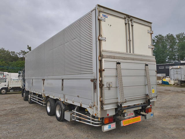 日野プロフィアアルミウイング大型（10t）[写真04]