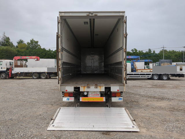 日野プロフィアアルミウイング大型（10t）[写真09]