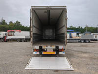 日野プロフィアアルミウイング大型（10t）[写真09]