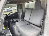 日野デュトロ冷凍車（冷蔵車）小型（2t・3t）[写真32]