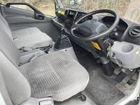 日野デュトロ冷凍車（冷蔵車）小型（2t・3t）[写真35]