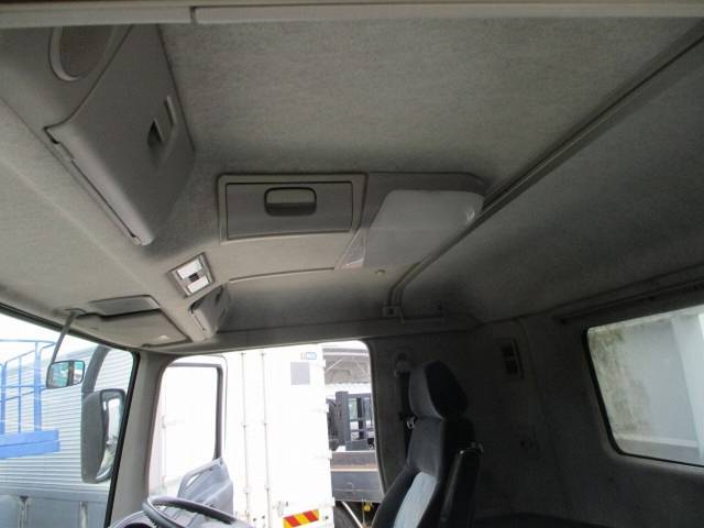 三菱ふそうスーパーグレートアルミブロック大型（10t）[写真10]