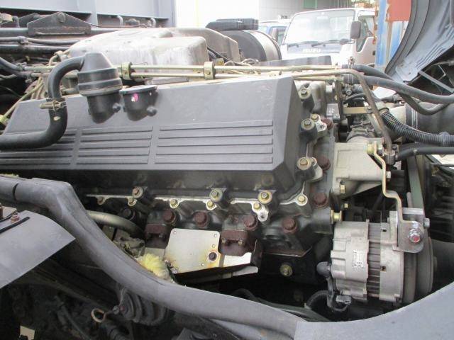 三菱ふそうスーパーグレートアルミブロック大型（10t）[写真18]