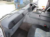 三菱ふそうスーパーグレートアルミブロック大型（10t）[写真08]