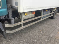 UDトラックスコンドル冷凍車（冷蔵車）中型（4t）[写真16]