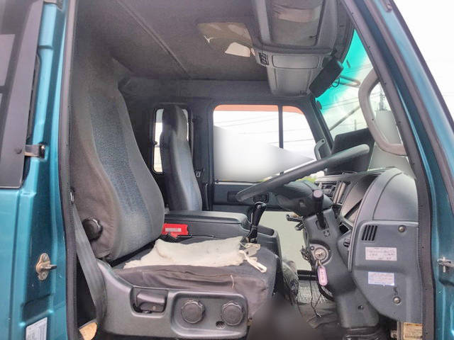 UDトラックスコンドル冷凍車（冷蔵車）中型（4t）[写真23]