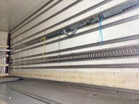 UDトラックスコンドル冷凍車（冷蔵車）中型（4t）[写真09]