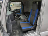 いすゞギガアルミウイング大型（10t）[写真27]