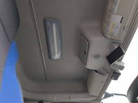 いすゞギガアルミウイング大型（10t）[写真32]