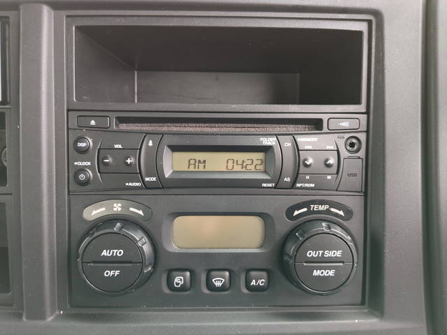 いすゞギガアルミウイング大型（10t）[写真35]