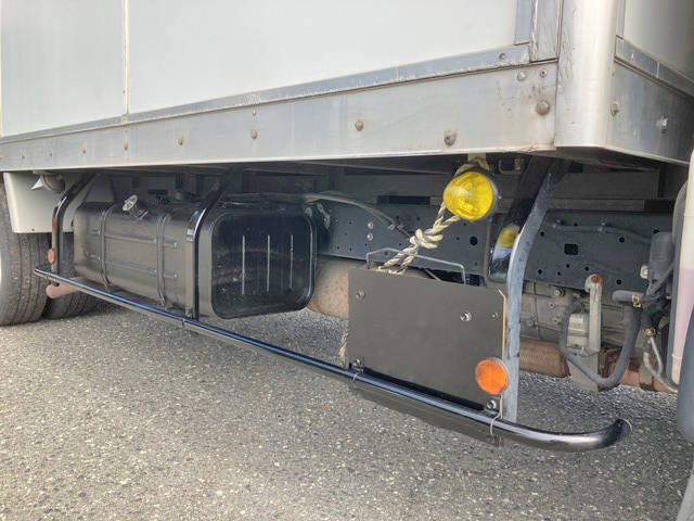 日野デュトロパネルバン小型（2t・3t）[写真19]