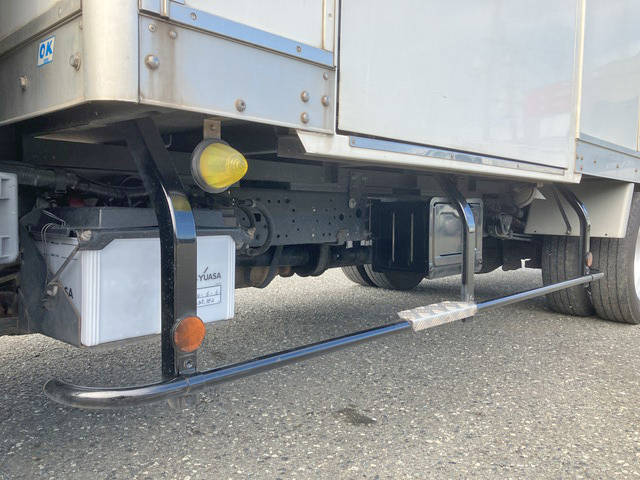 日野デュトロパネルバン小型（2t・3t）[写真20]