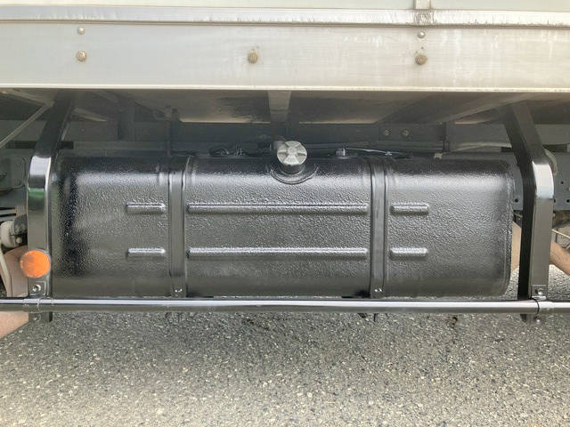 日野デュトロパネルバン小型（2t・3t）[写真21]