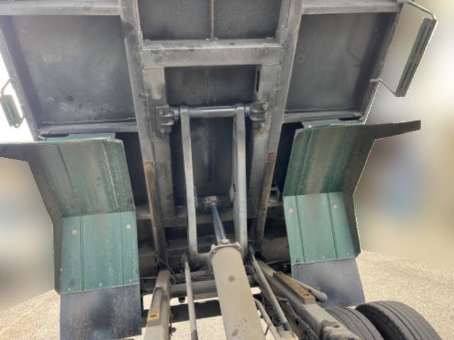 いすゞエルフ深ダンプ（土砂禁ダンプ）小型（2t・3t）[写真11]