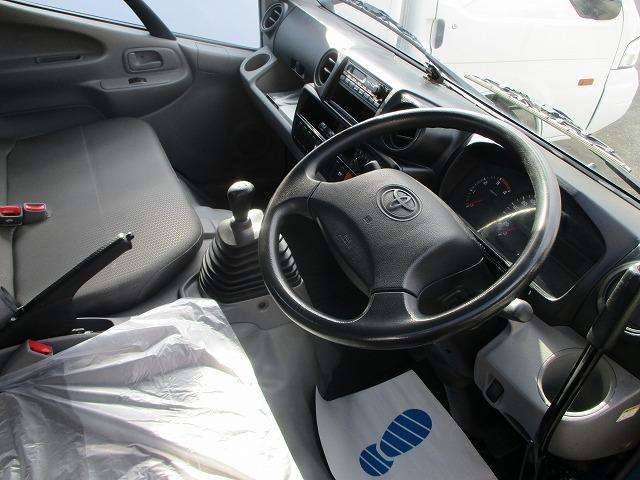 トヨタトヨエースダンプ小型（2t・3t）[写真14]