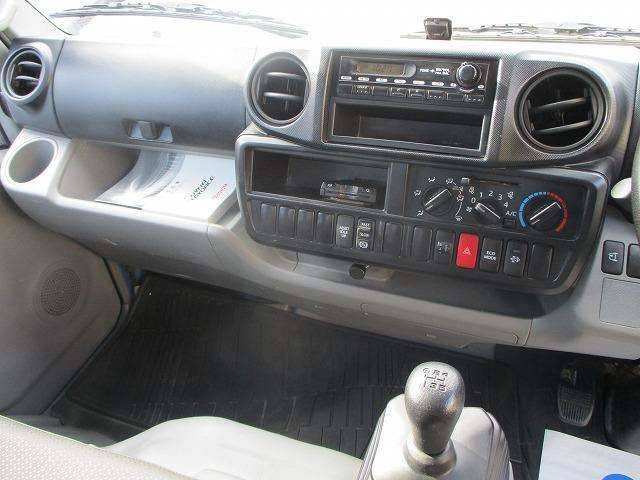 トヨタトヨエースダンプ小型（2t・3t）[写真15]