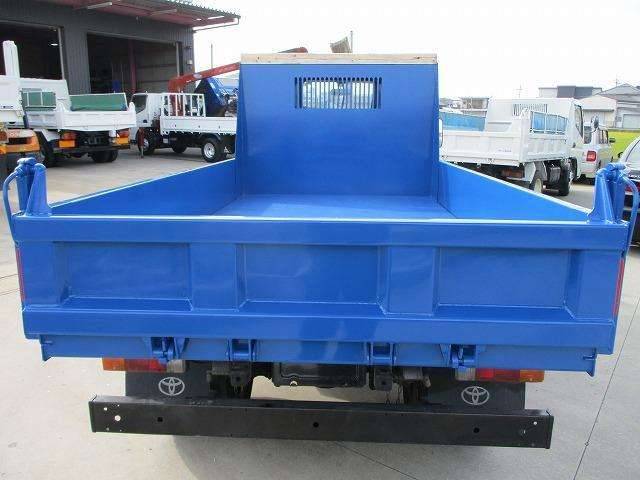 トヨタトヨエースダンプ小型（2t・3t）[写真09]