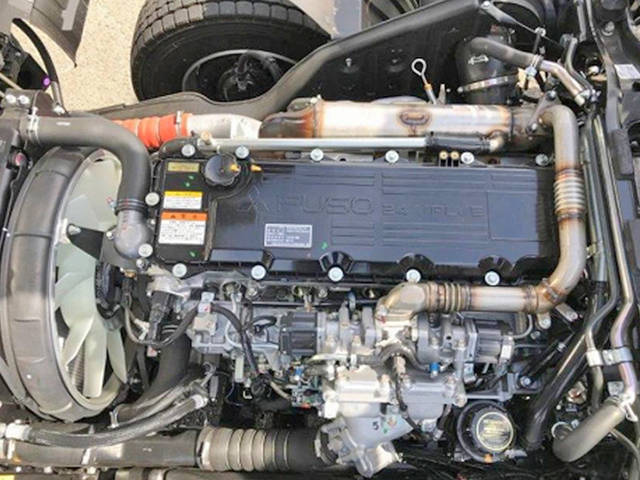 三菱ふそうファイタークレーン4段増トン（6t・8t）[写真11]