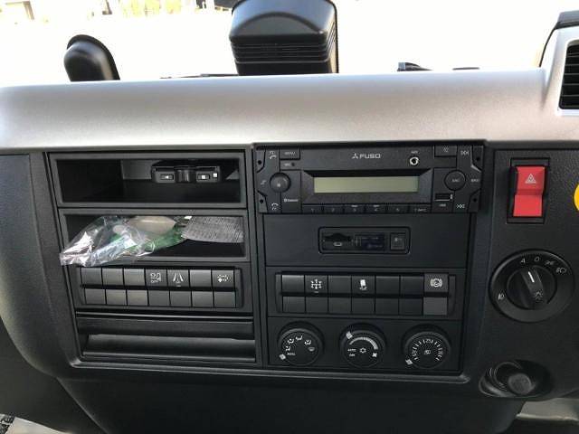 三菱ふそうファイタークレーン4段増トン（6t・8t）[写真08]