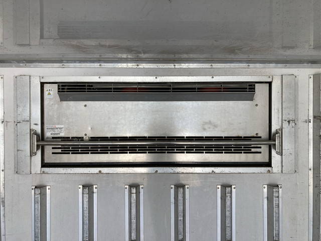 三菱ふそうキャンター冷凍車（冷蔵車）小型（2t・3t）[写真16]