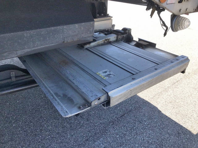 UDトラックスコンドルアルミウイング中型（4t）[写真14]