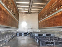 UDトラックスコンドルアルミウイング中型（4t）[写真08]