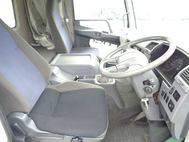 三菱ふそうファイターアルミブロック増トン（6t・8t）[写真28]