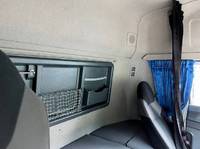 三菱ふそうスーパーグレートアルミブロック大型（10t）[写真10]