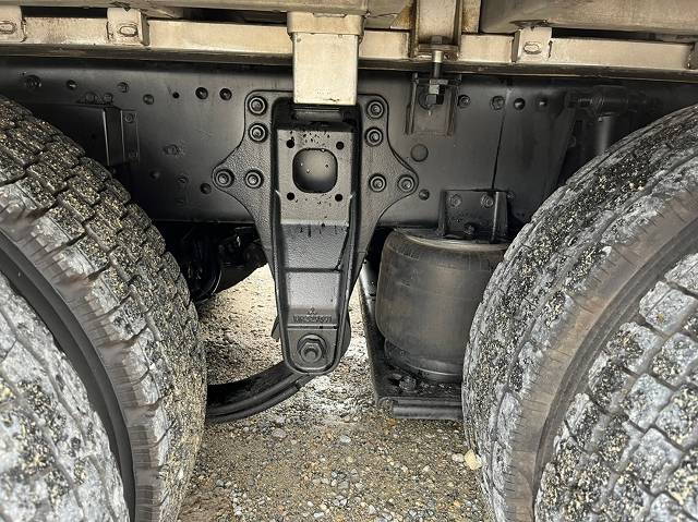 三菱ふそうスーパーグレートアルミブロック大型（10t）[写真11]