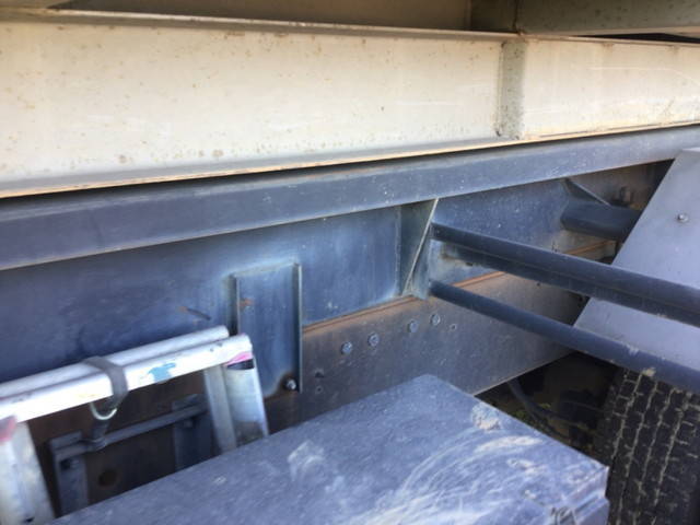 日野プロフィアコンテナ専用車大型（10t）[写真13]