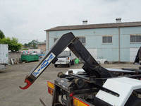 三菱ふそうファイターコンテナ専用車増トン（6t・8t）[写真16]