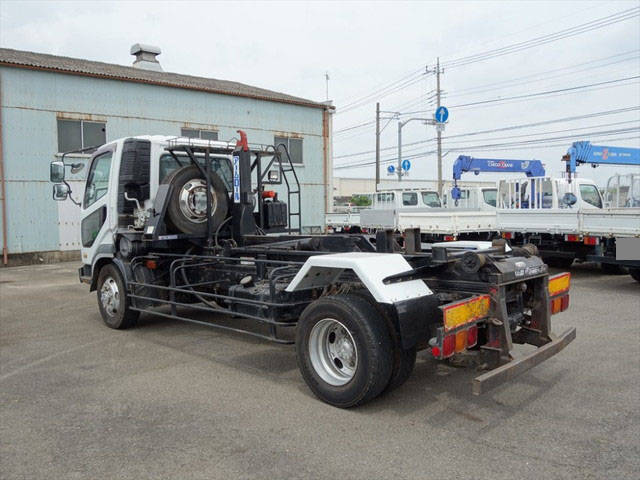 三菱ふそうファイターコンテナ専用車増トン（6t・8t）[写真04]