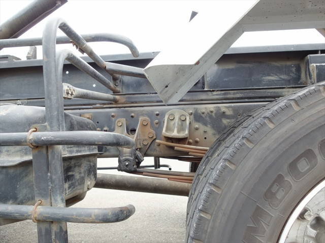 三菱ふそうファイターコンテナ専用車増トン（6t・8t）[写真06]